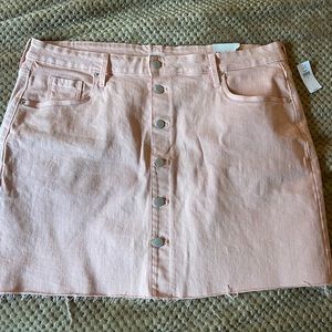 New with tags pink denim skirt
